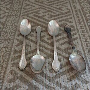 VTG International Silver Co. Set of 4 Dinner Spoons Unpolished 6"